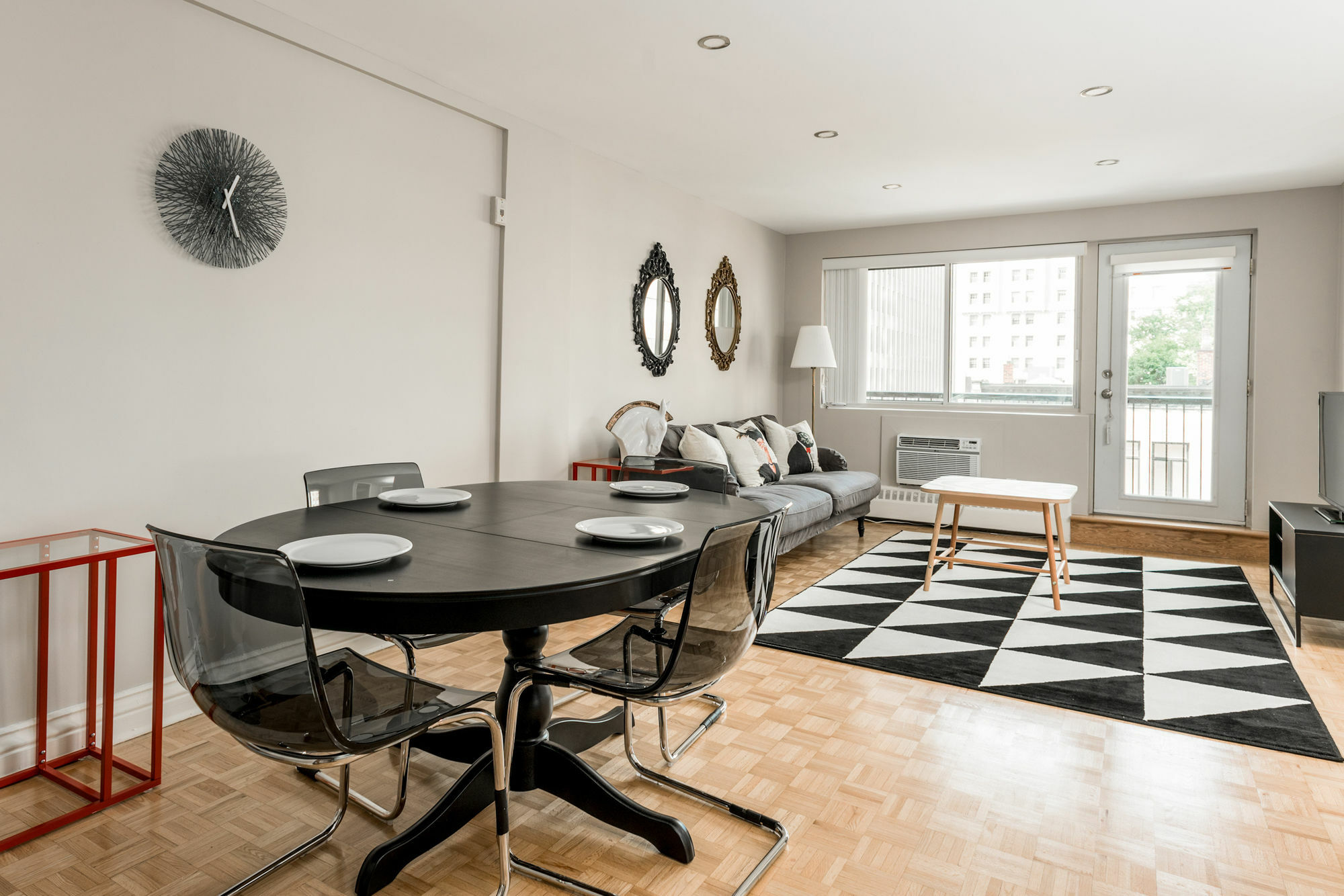 Sleek 2Br In Downtown Mtl By Sonder Apartment Montreal Exterior photo